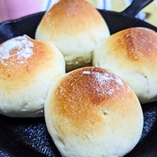 もう1個〜♪スキレットで焼き立てもちふわパン